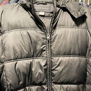 Men’s French Connection black zip up puffer jacket with hoodie L